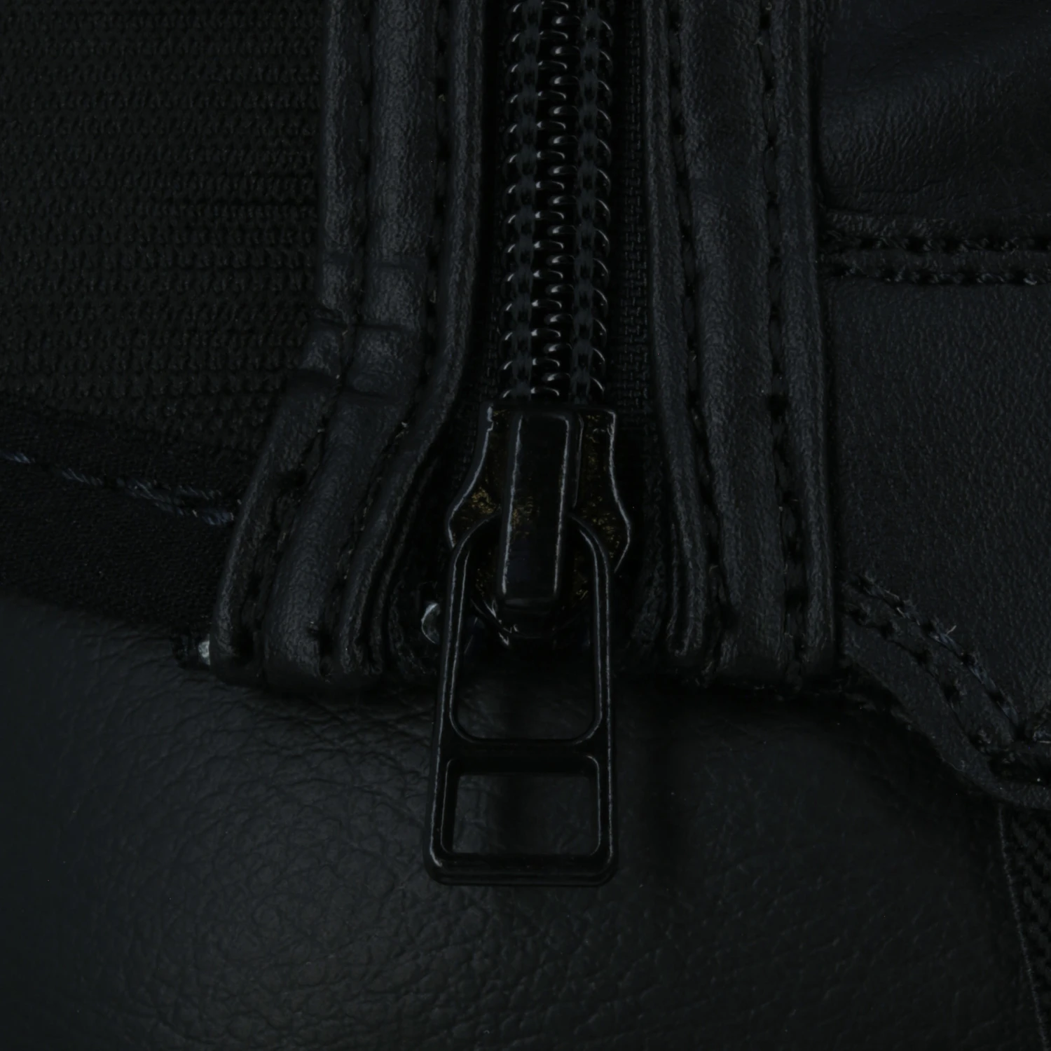 Kids' Horse Riding Classic Synthetic Half Chaps 140 6 Kids' Horse Riding Classic Synthetic Half Chaps 140 - Image 6