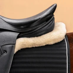 Synthetic Sheepskin Saddle Pad 900 -Equestrian Supplies Store k8914bb1ed6efe55cc857a801a9ed0a09