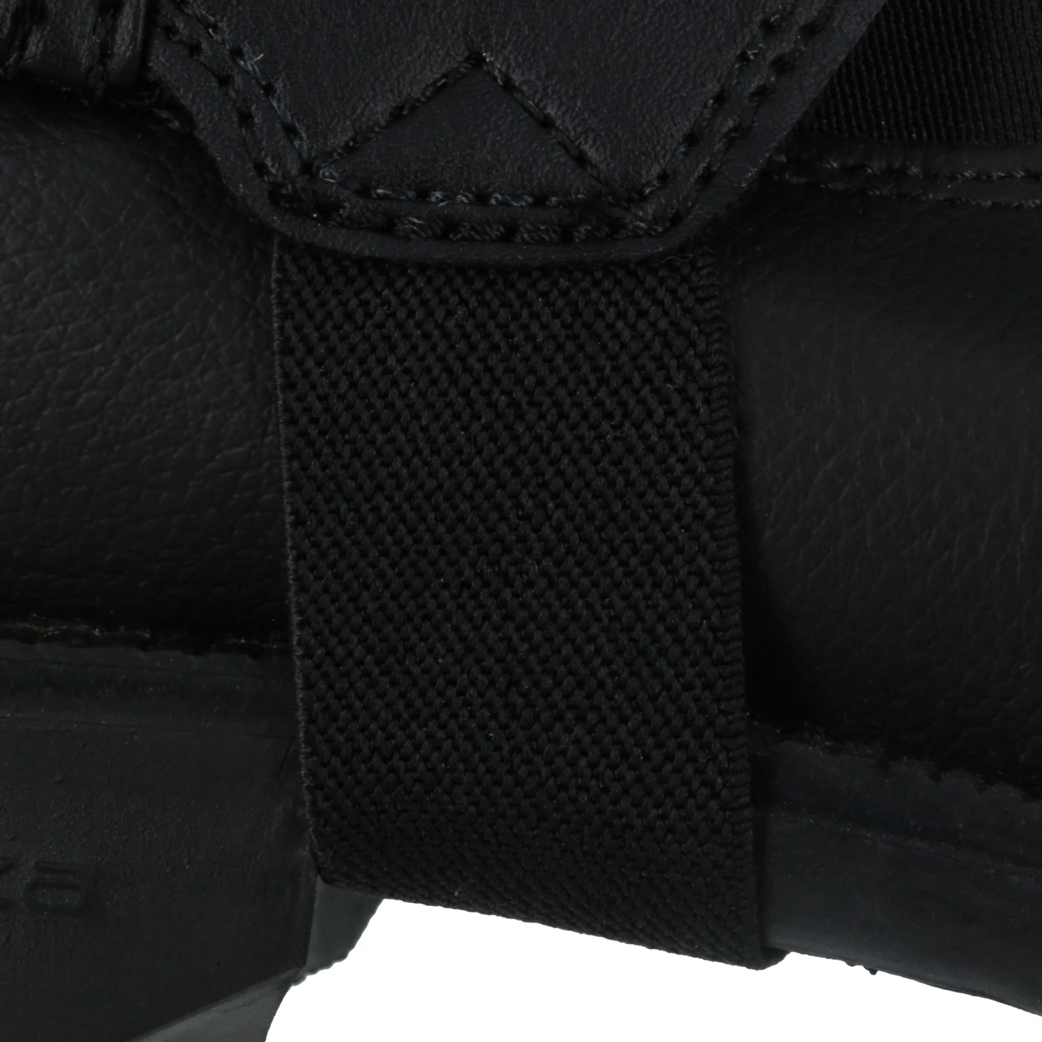 Kids' Horse Riding Classic Synthetic Half Chaps 140 7 Kids' Horse Riding Classic Synthetic Half Chaps 140 - Image 7